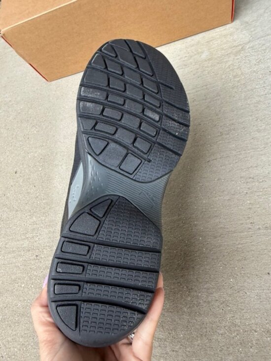 A Cold Wall vector runners new in box size 42/9 mens main image 5